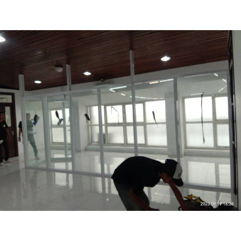 Partisi Ruang Kantor Partisi Kamar Partisi Kaca Partisi Gipsum Partisi GRC Partisi Aluminium Kaca Se