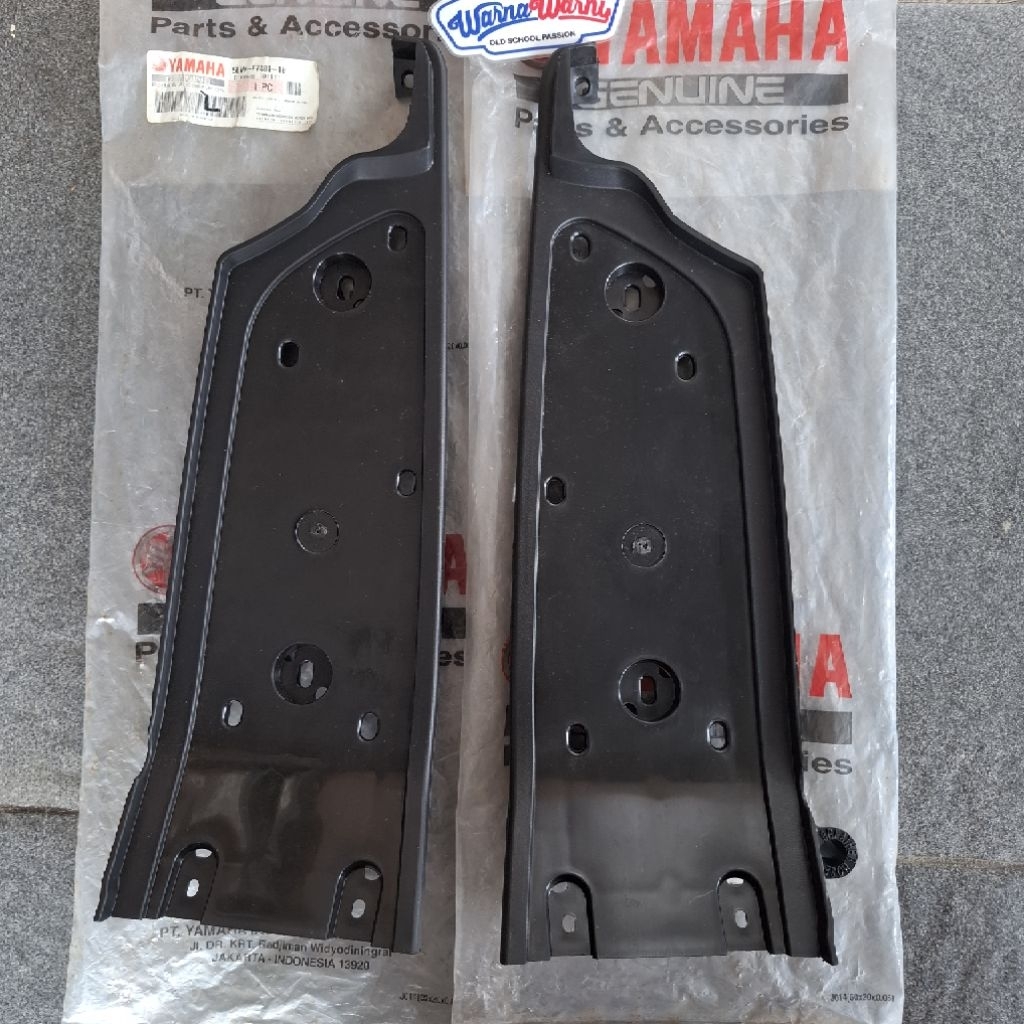 Cover pijakan tatakan bordes board rest kanan kiri Nouvo lele abu hitam | 5LW-F7481-00