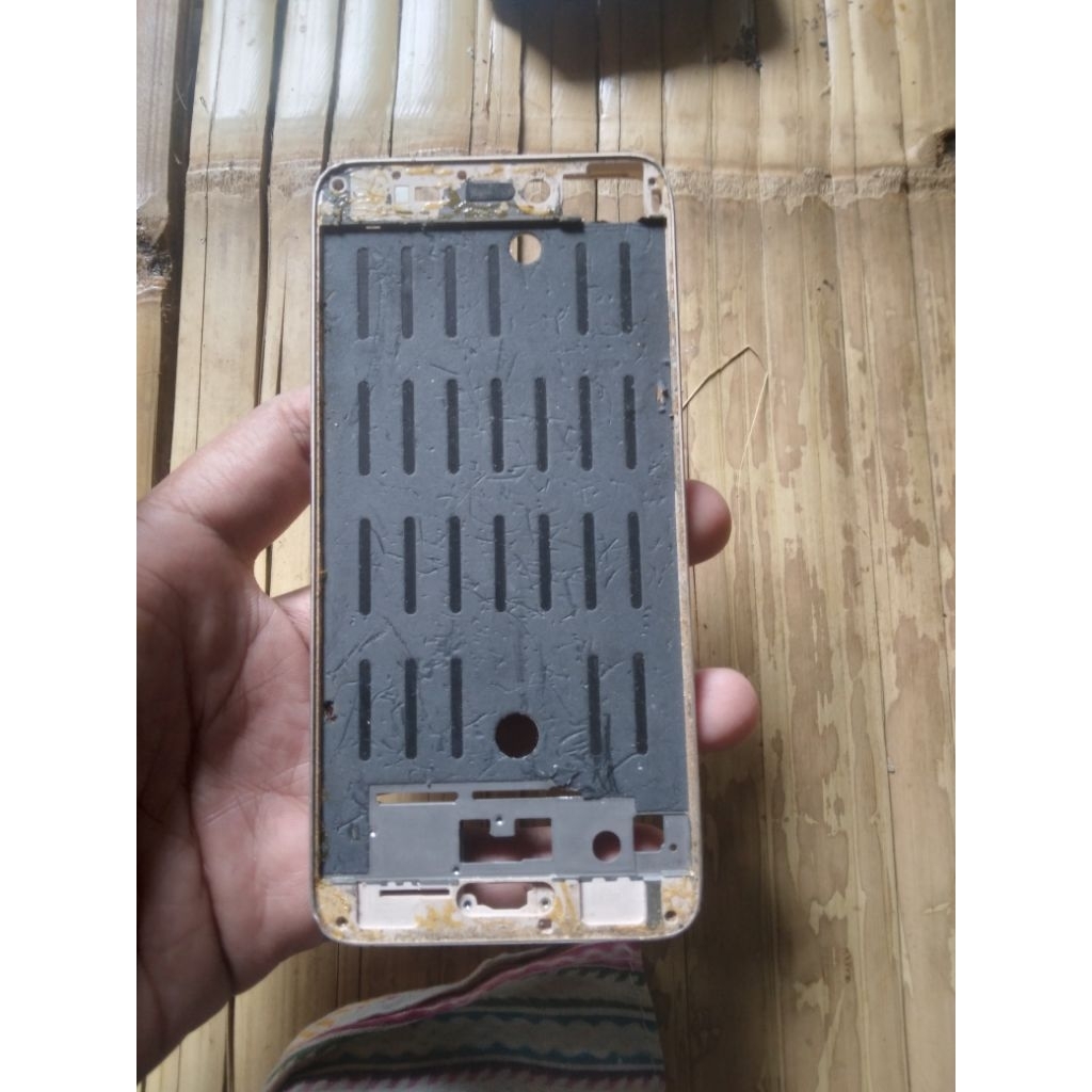frame tatakan lcd mi 5 ori copotan