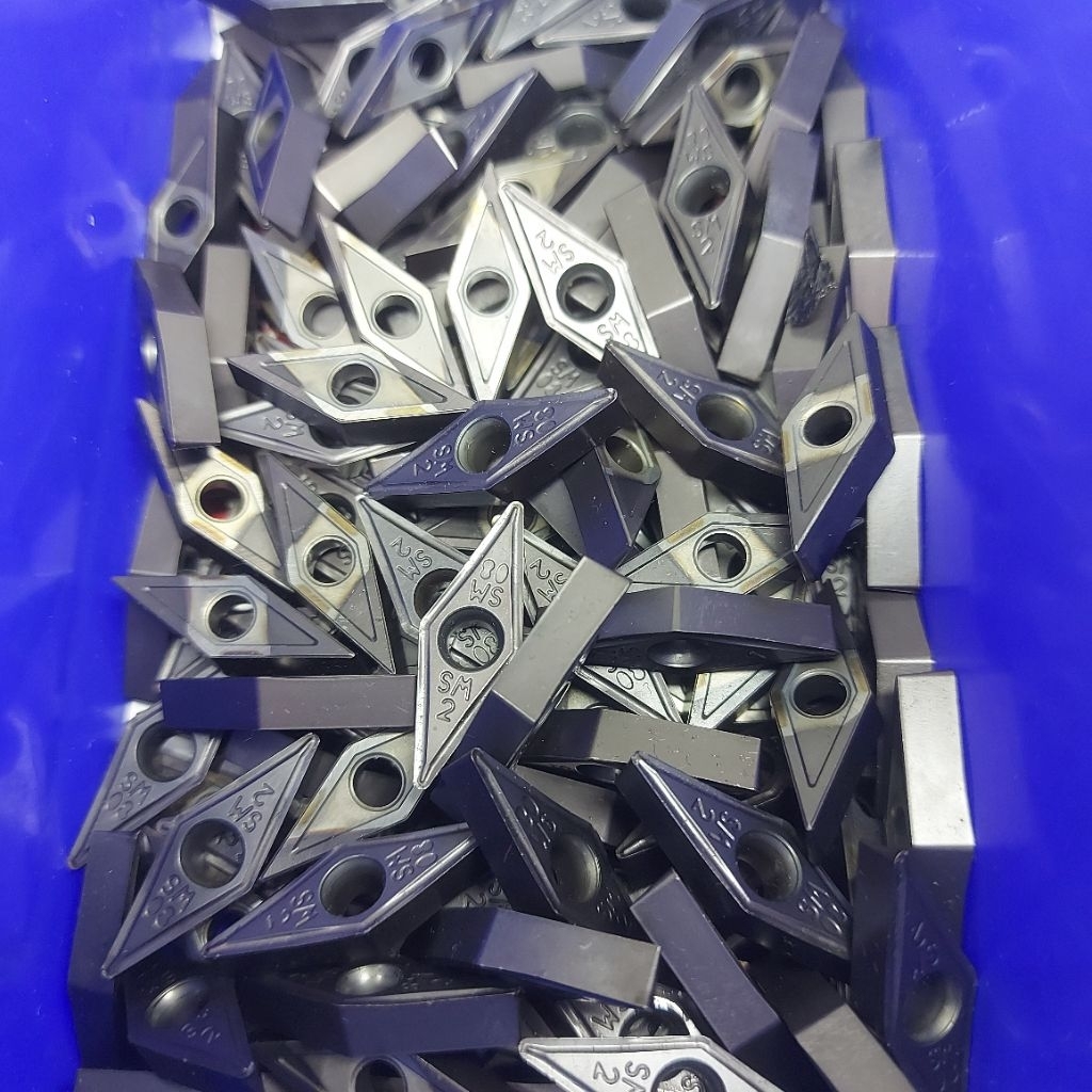 Insert Carbide bekas VCMT160408 ISCAR .pahat bubut carbide