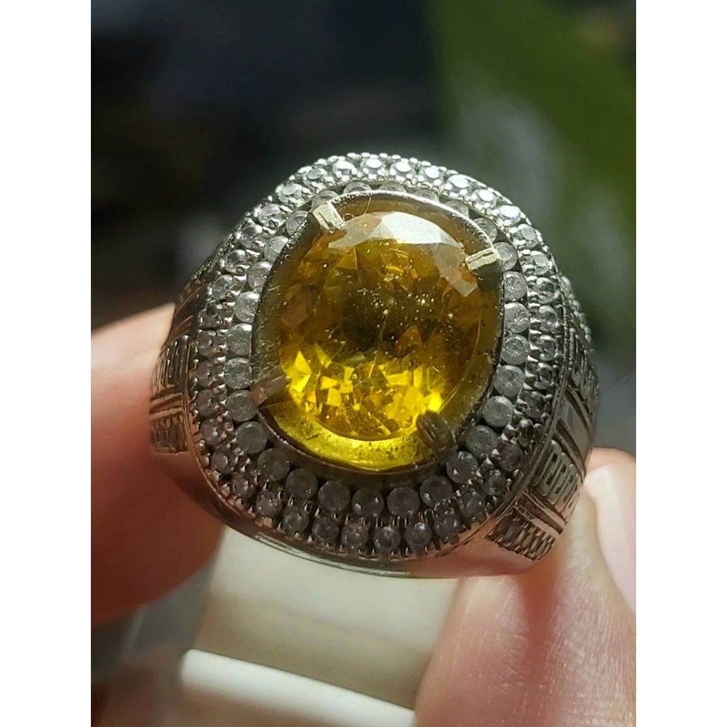 Yellow Topaz + Memo Card