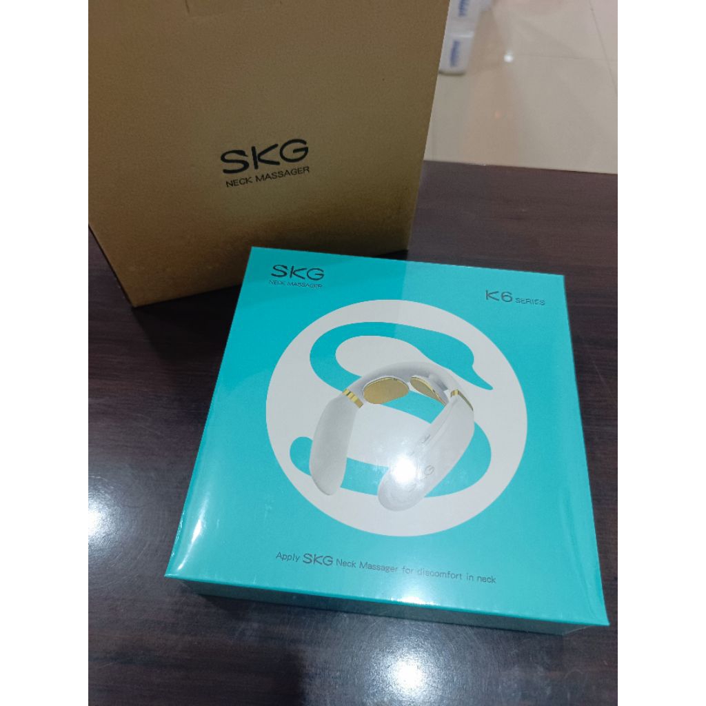 SKG Neck Massager/Alat pemijat leher/Neck Massager