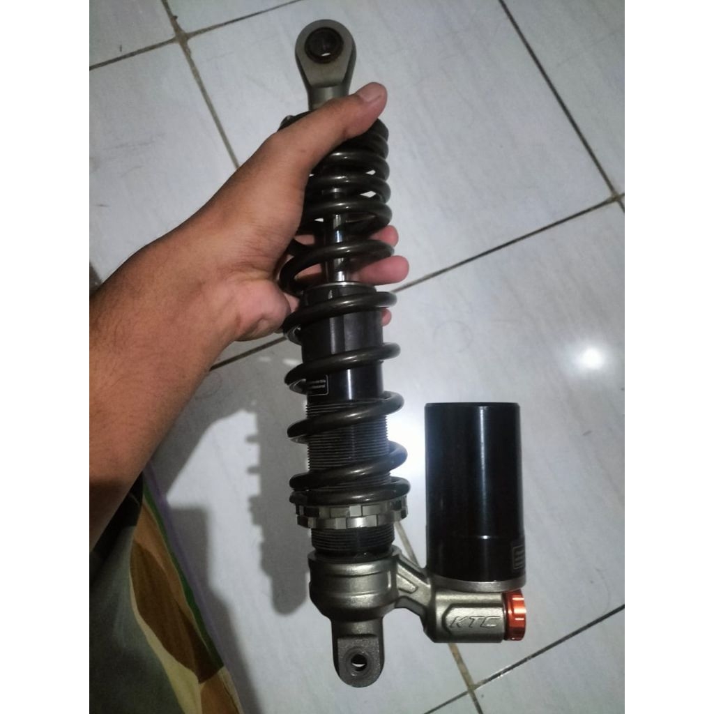 Shock KTC Extreme tabung bawah