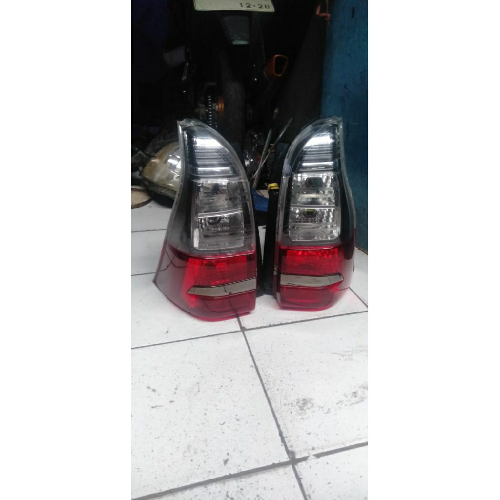 stoplamp Avanza Veloz 2020 kiri kanan