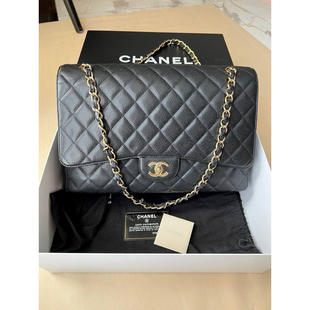 Fast deal  Preloved chanel maxi black cav ghw #13 (single flap) complete box , db , card, holo and o
