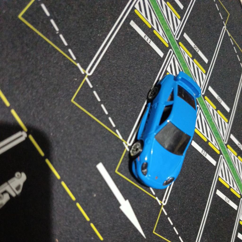 hotwheels fnf Porsche 911 gt3 cup lose