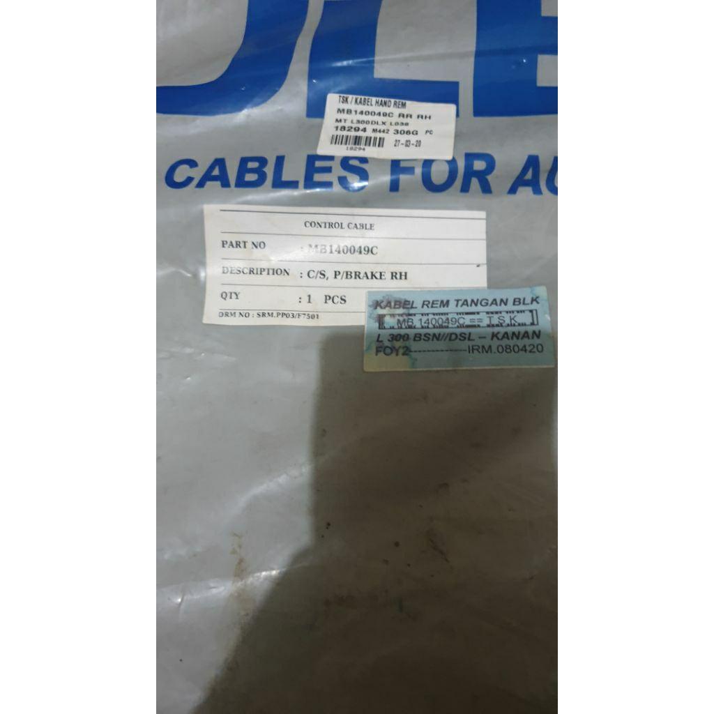 kabel rem belakang kanan L300