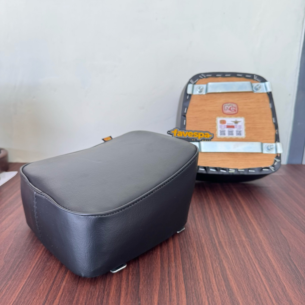 Jok Belakang Pisah Vespa Pts MG Original Istimewa