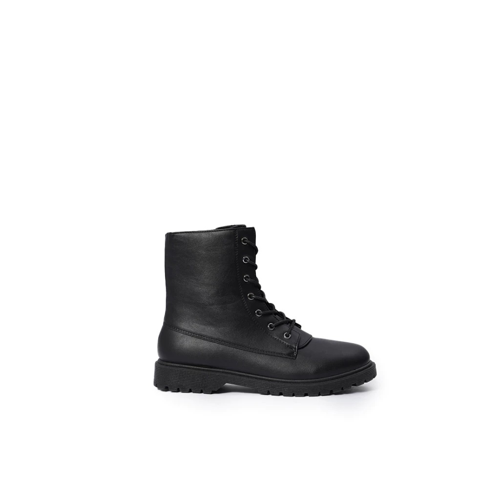 COLORBOX ORIGINAL. BLACK BOOTS. SEPATU WANITA. NEW WITH BOX