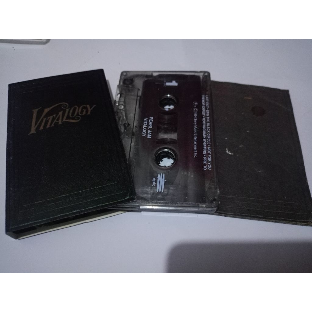 kaset pearl jam - vitalogy