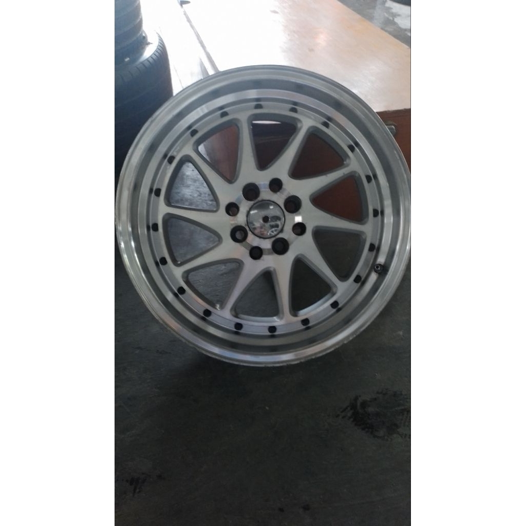 velg mobil r17
