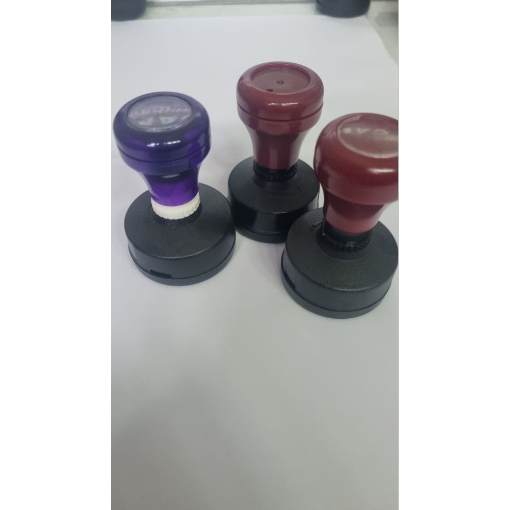 gagang stempel warna bulat