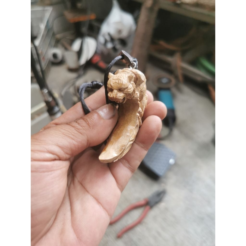 Kalung Kayu Kaboa Asli Sancang Motip Kuku Macan