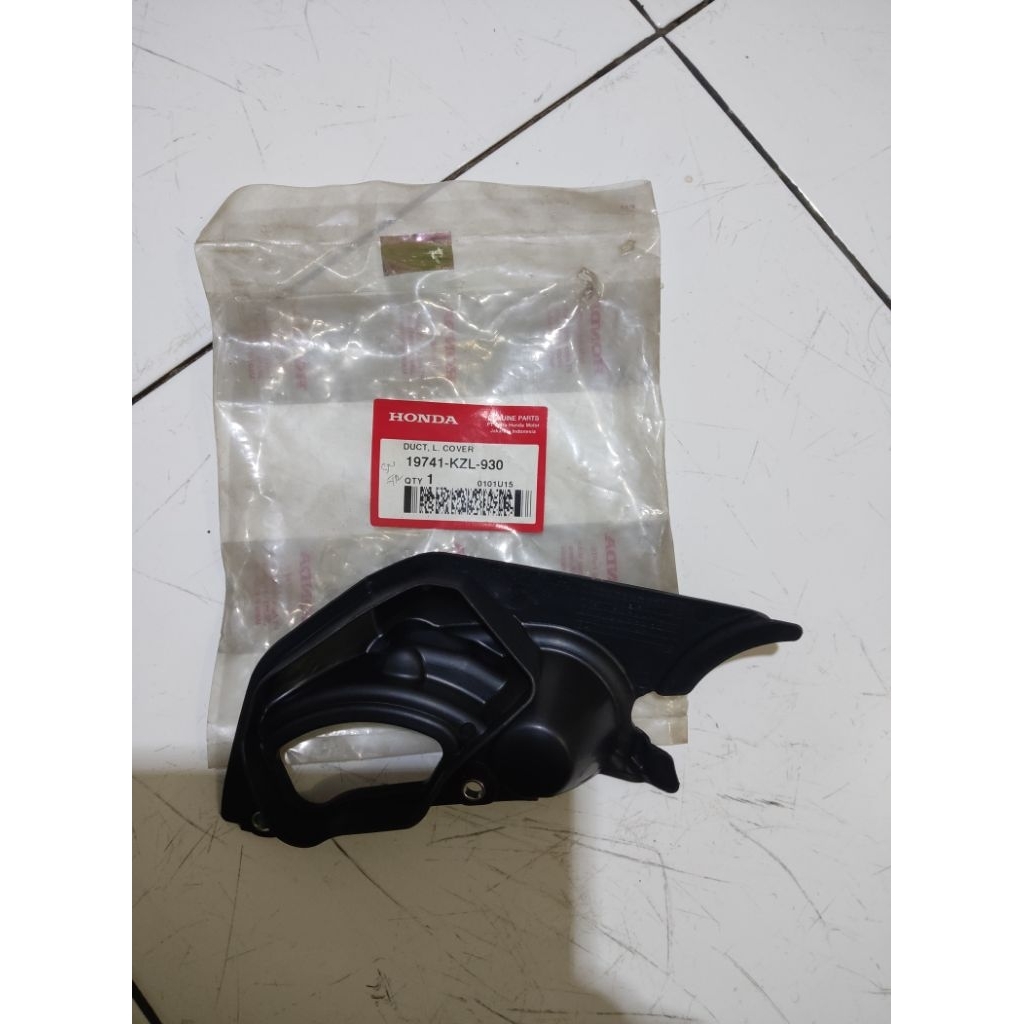 Dutc L Cover Tutup Blok CVT Spacy Karbu Spacy Fi 19741KZL930 Original AHM