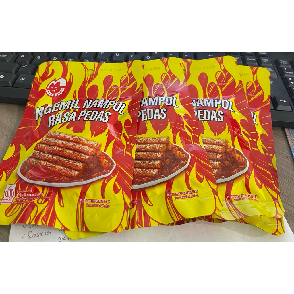 Cemilan Khas China Latiao Ngemil Nampol Rasa Pedas Gambar Suka Pedas