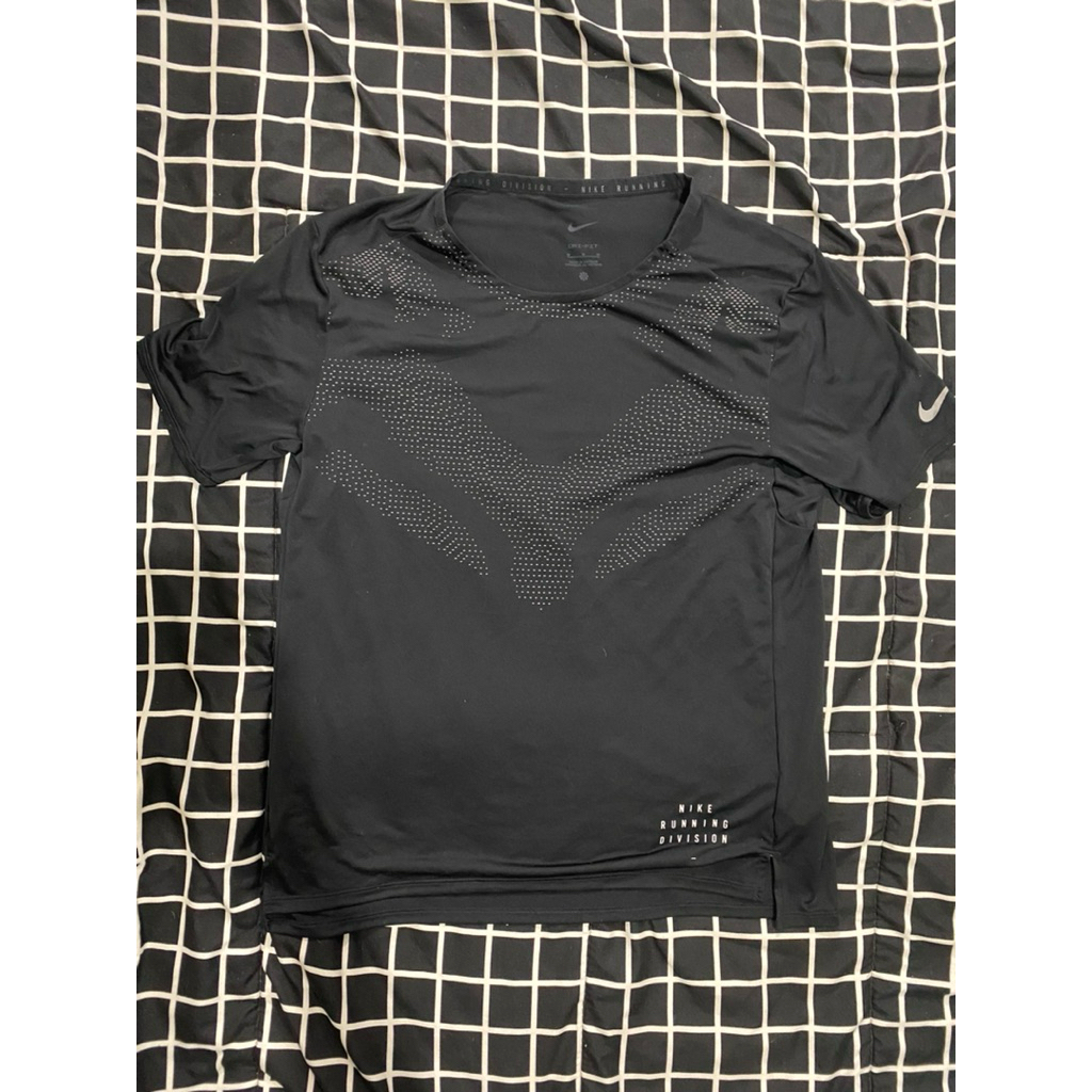 jersey running nike running division hitam