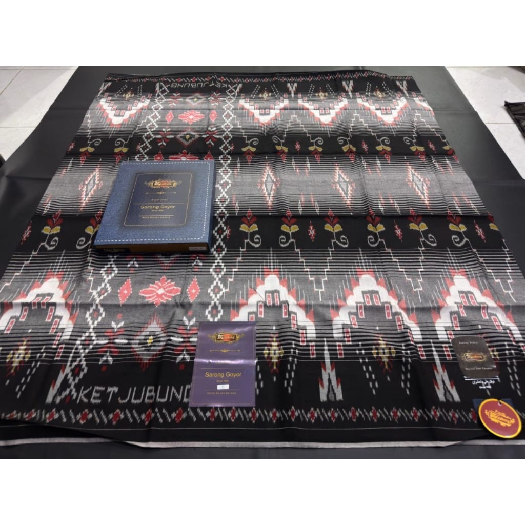 Sarung KETJUBUNG RED GOYOR Fiber GOLD