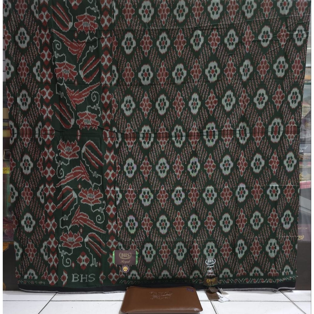 Sarung BHS Royal GOYOR Motif PKA PGA Mix GOLD II