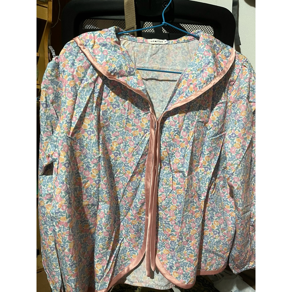 SANRISE Outer | Outer Motif Bunga-Bunga preloved