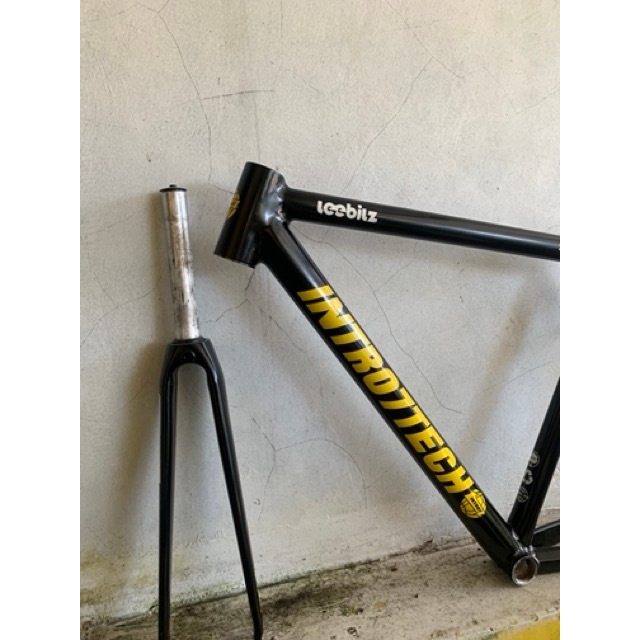 Frame Intro7 Street X Black Yellow