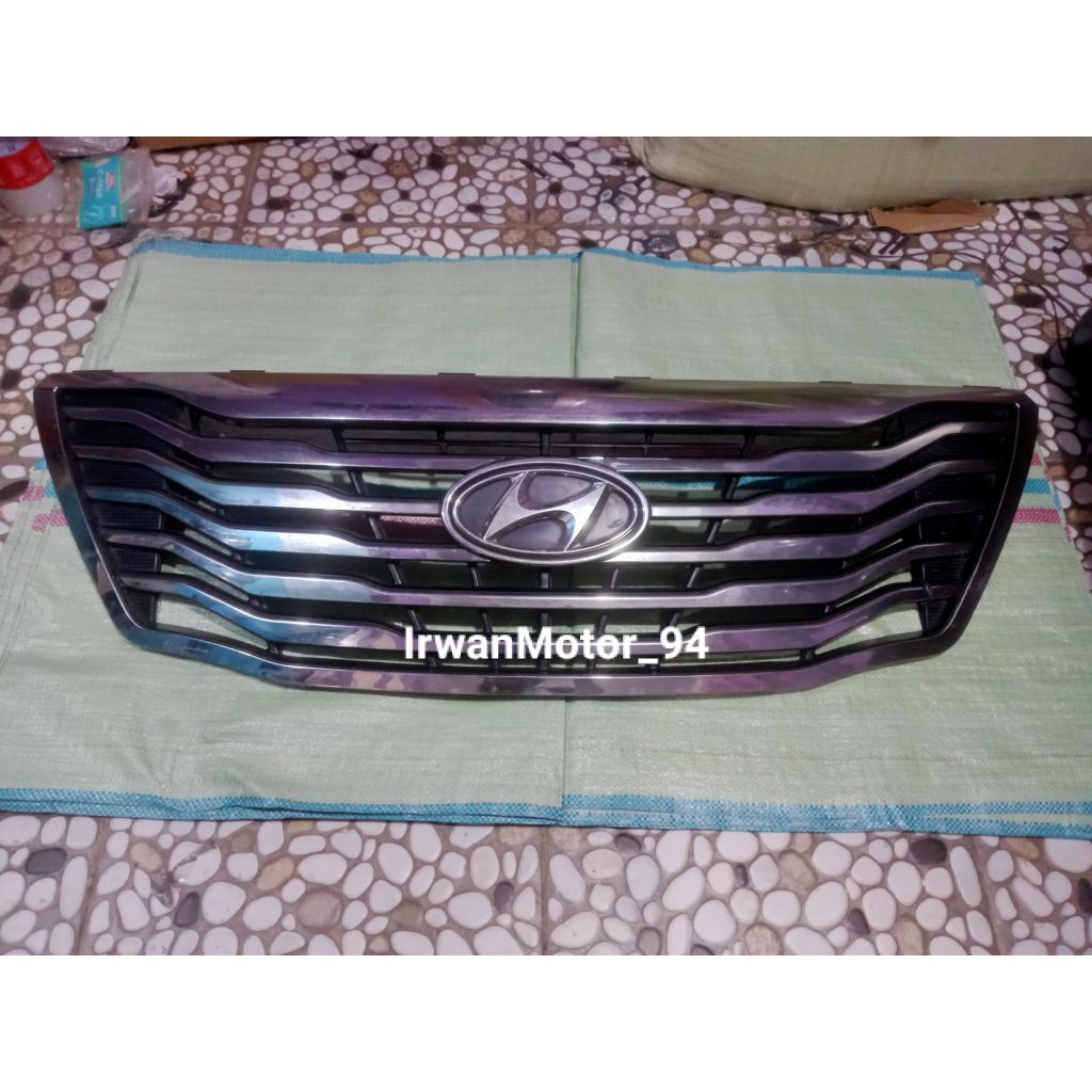 Grill Bumper Bemper depan Hyundai H1 Facelift