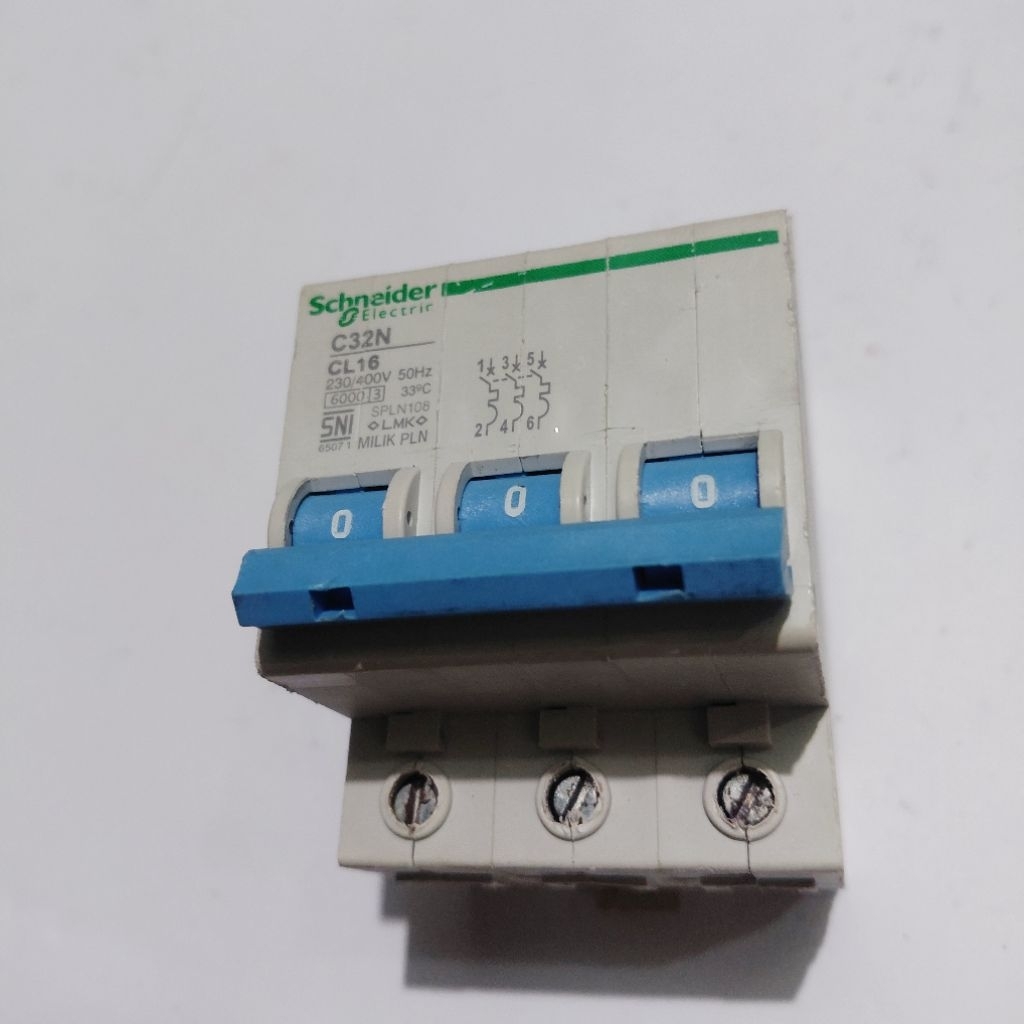 Mcb 3Phase Schneider PLN SNI Type C32N CL16/Mcb 3P 16 A second copotan