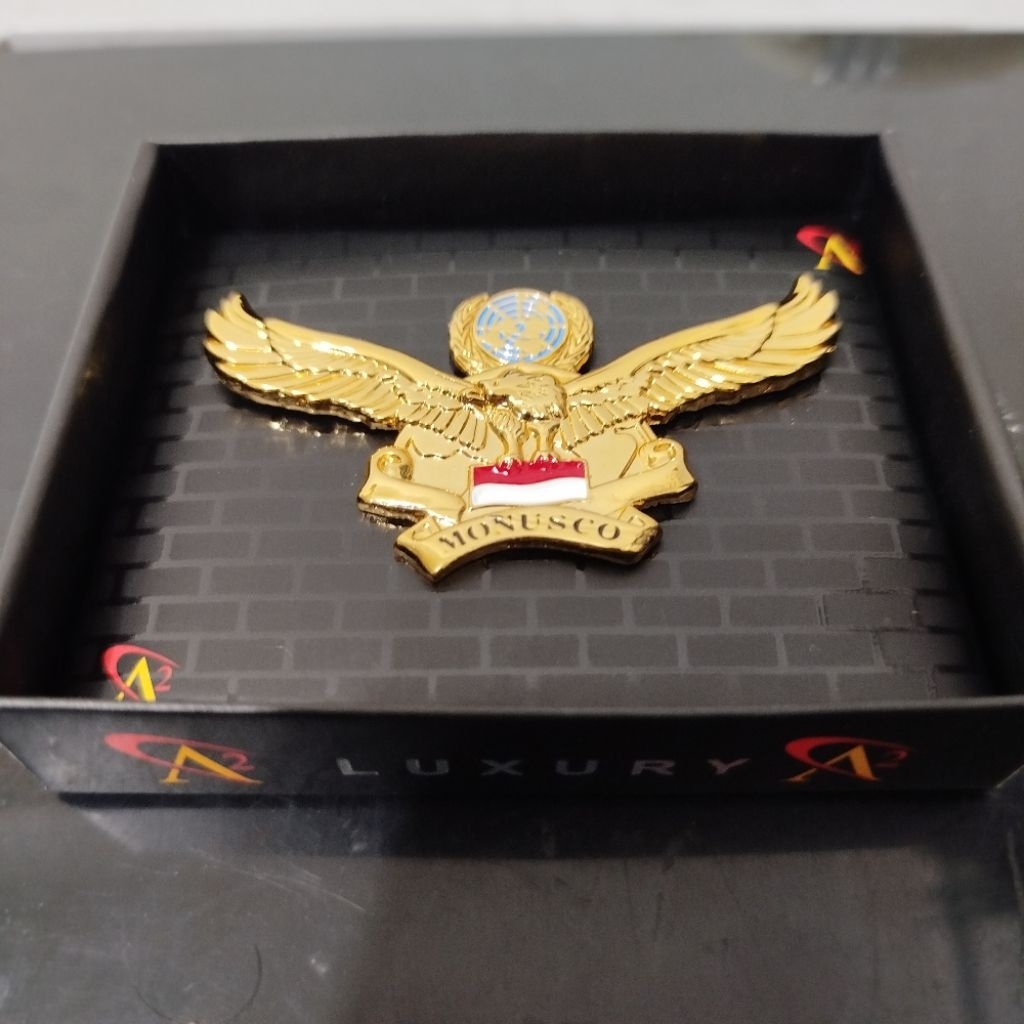 super exclusive brevet wing garuda monusco gold un