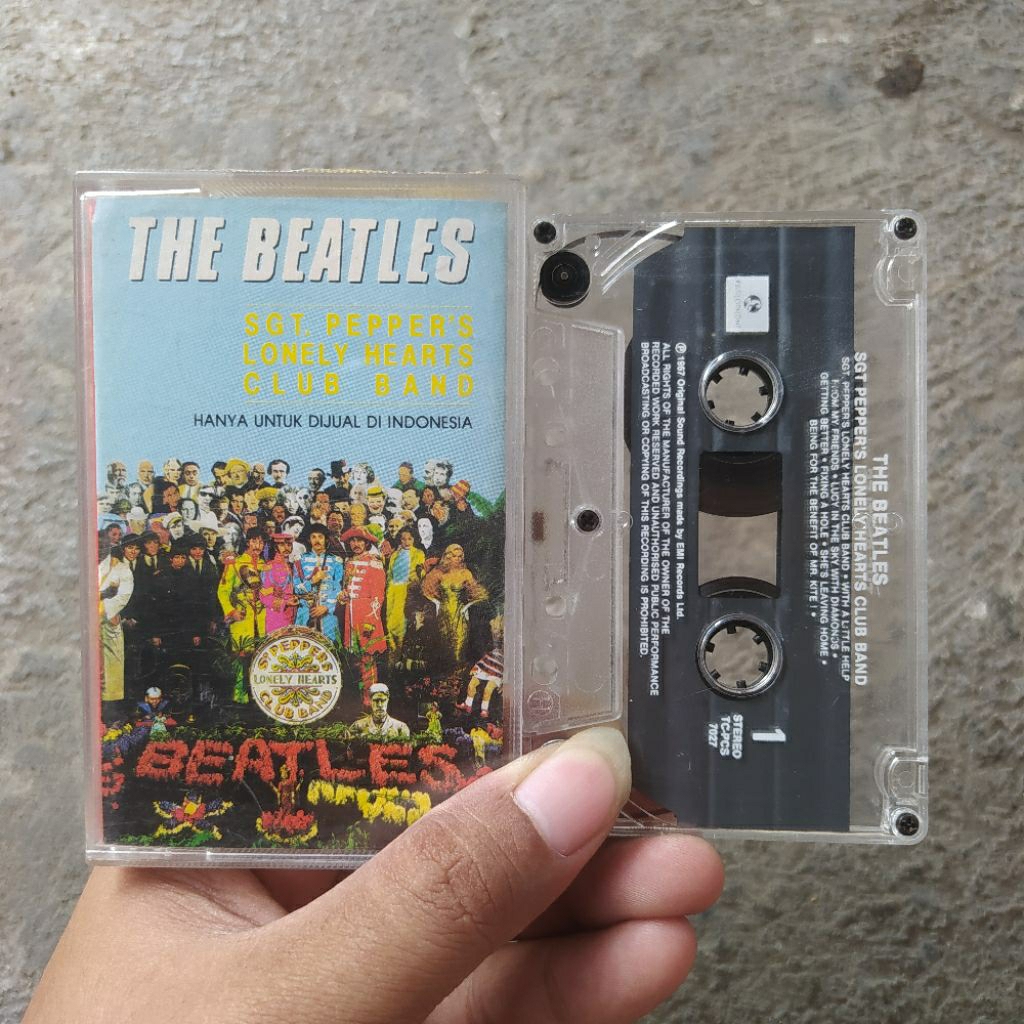 Kaset Pita The Beatles - SGT Pepper's Lonely Hearts Club Band