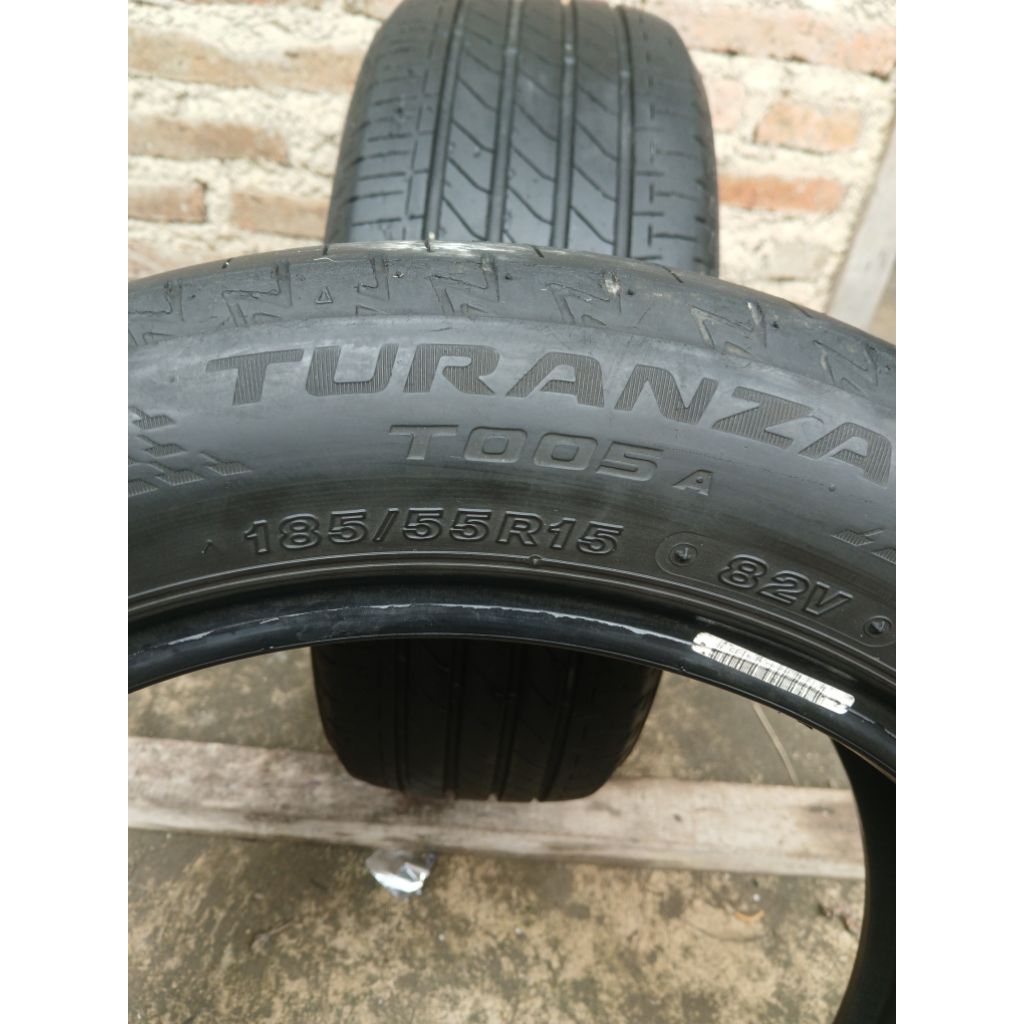 Ban Bridgestone 185/55 R15