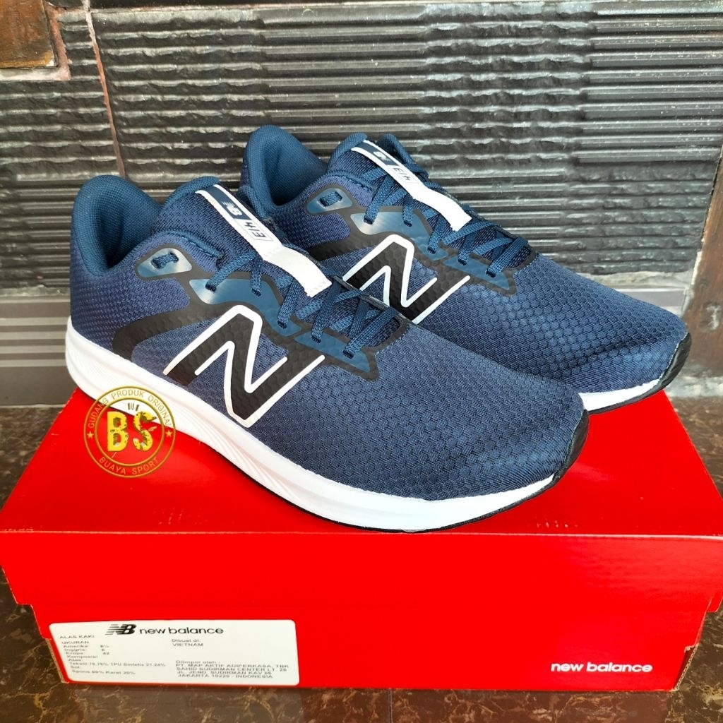 Sepatu New Balance running for men