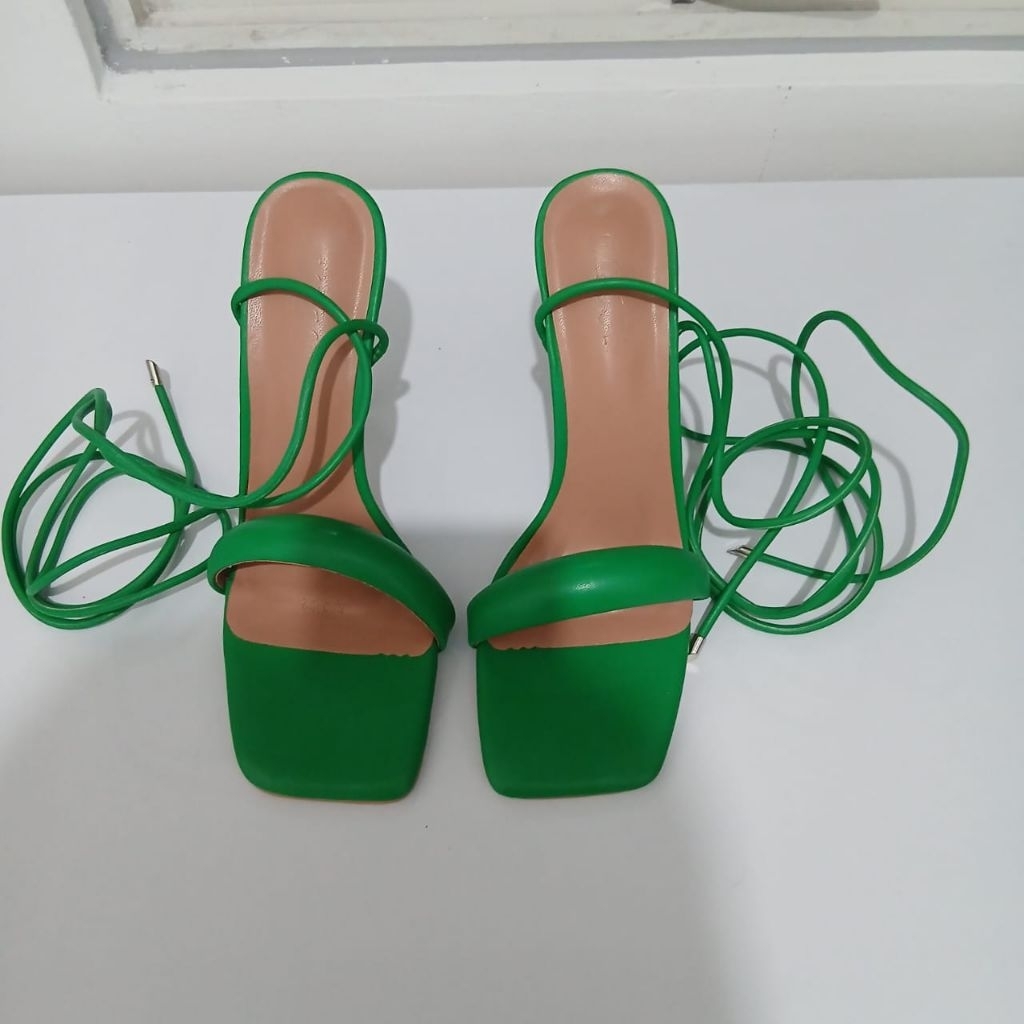 sandal tali lilit hijau