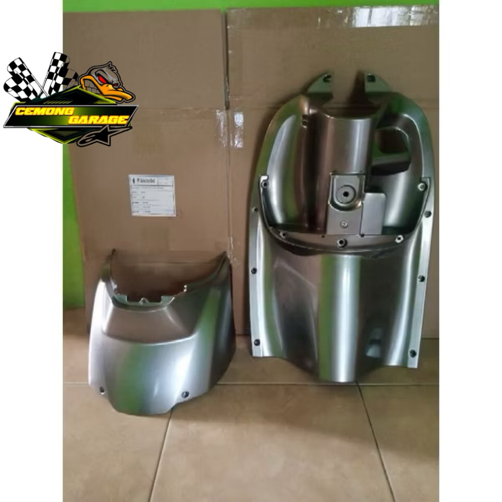 Dek Kunci Dek Mesin Scoopy Fi Silver 2013-2016