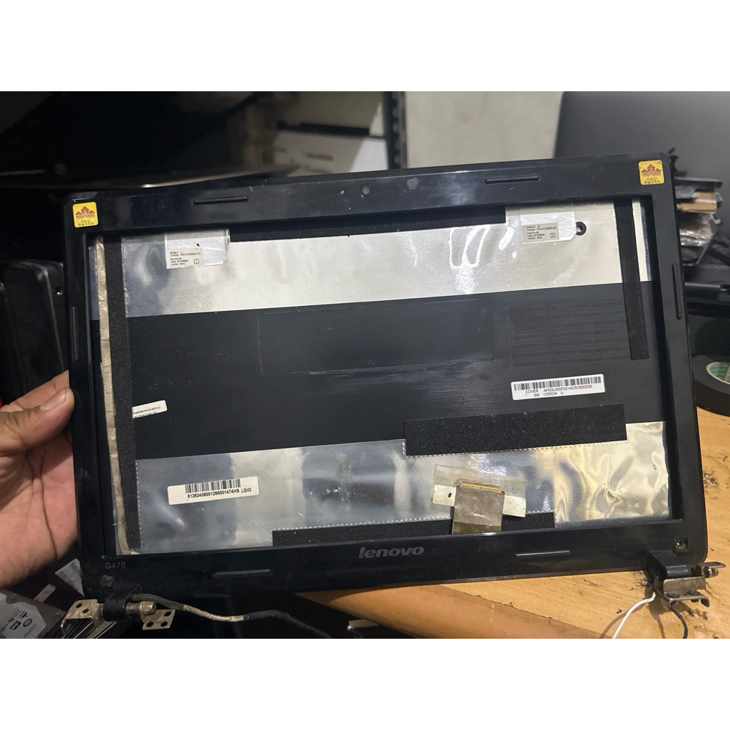 casing layar lenovo G470 engsel aman