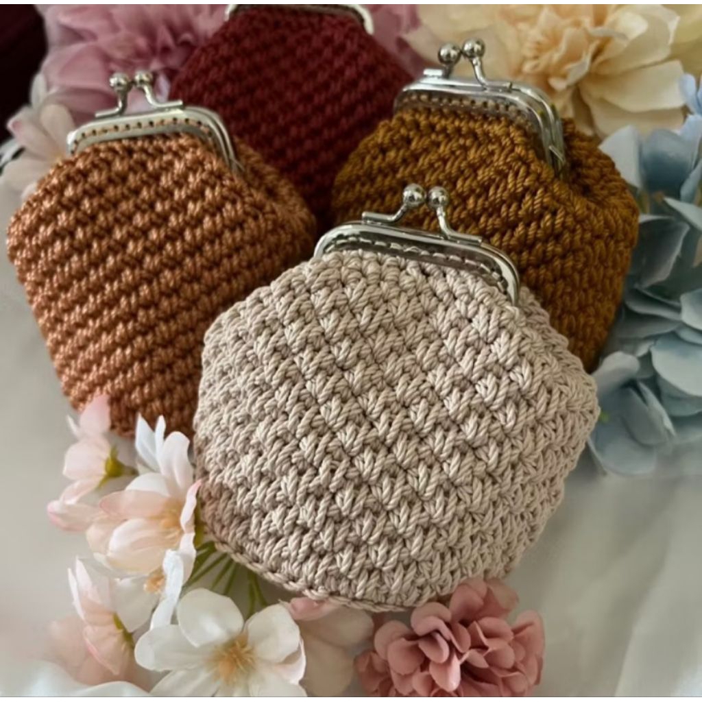 Souvenir Dompet Koin Rajut