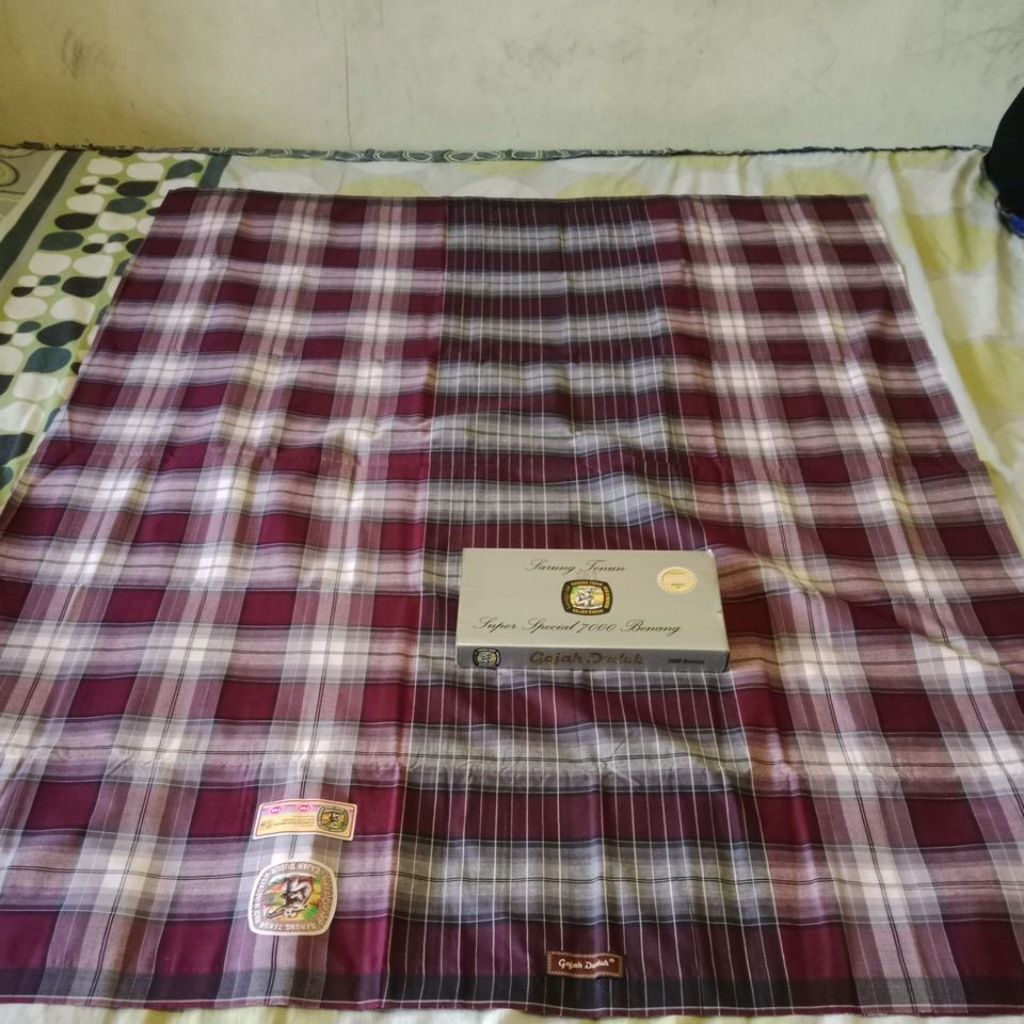 Sarung jadul Gajah duduk 7000 benang(baru)