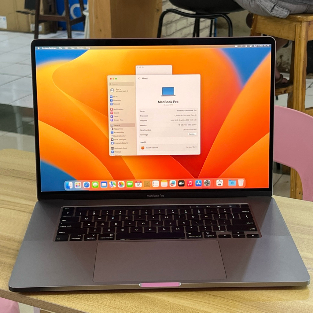 Macbook pro 2019 (16inch) 16/1TB touchbar second mulus