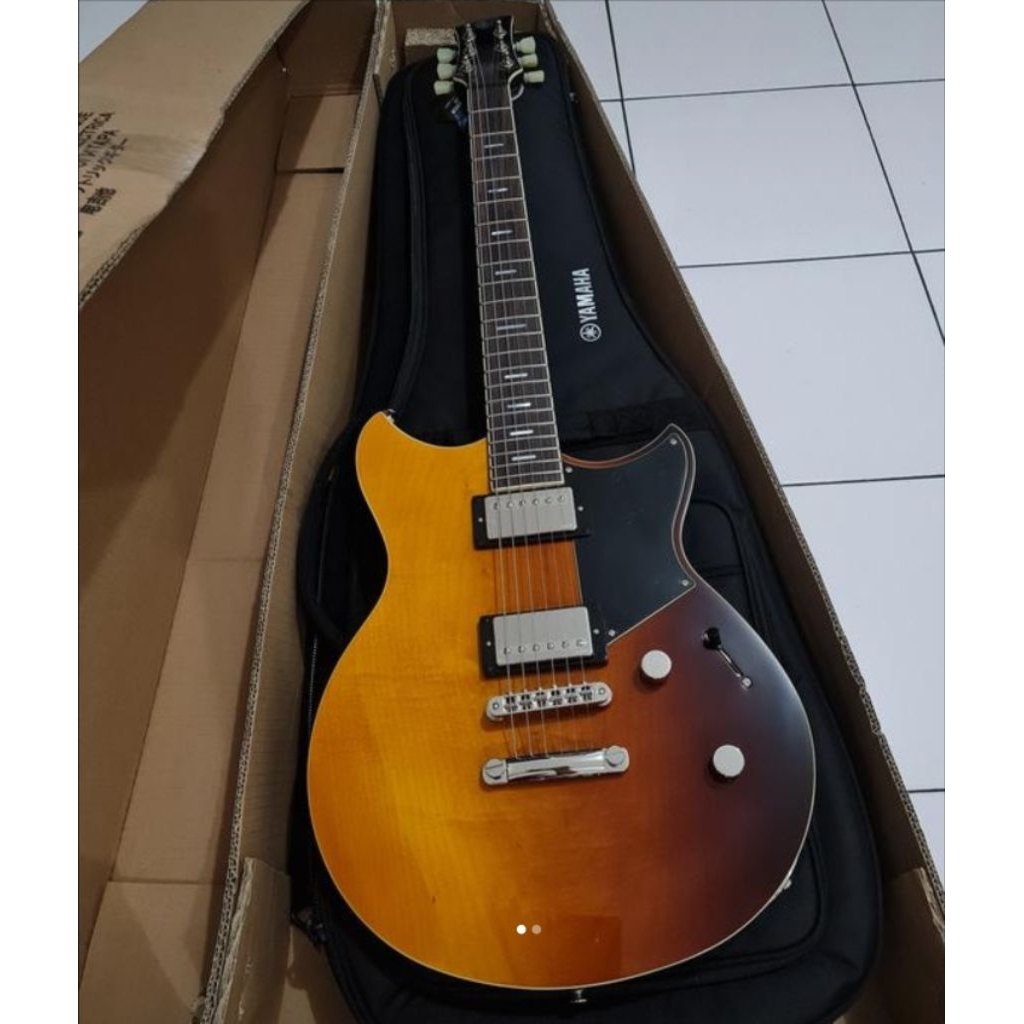 yamaha elektrik gitar Revstar RS02T