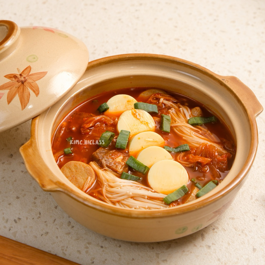 KIMCHICLASS KIMCHI JJIGAE (CHICKEN/PORK) / FROZEN FOOD / MAKANAN KOREA / MAKANAN SIAP SAJI / HOMEMAD