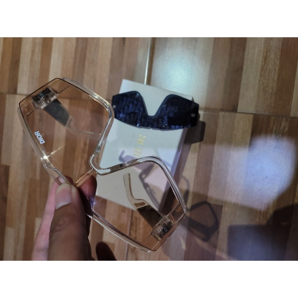 dior kacamata