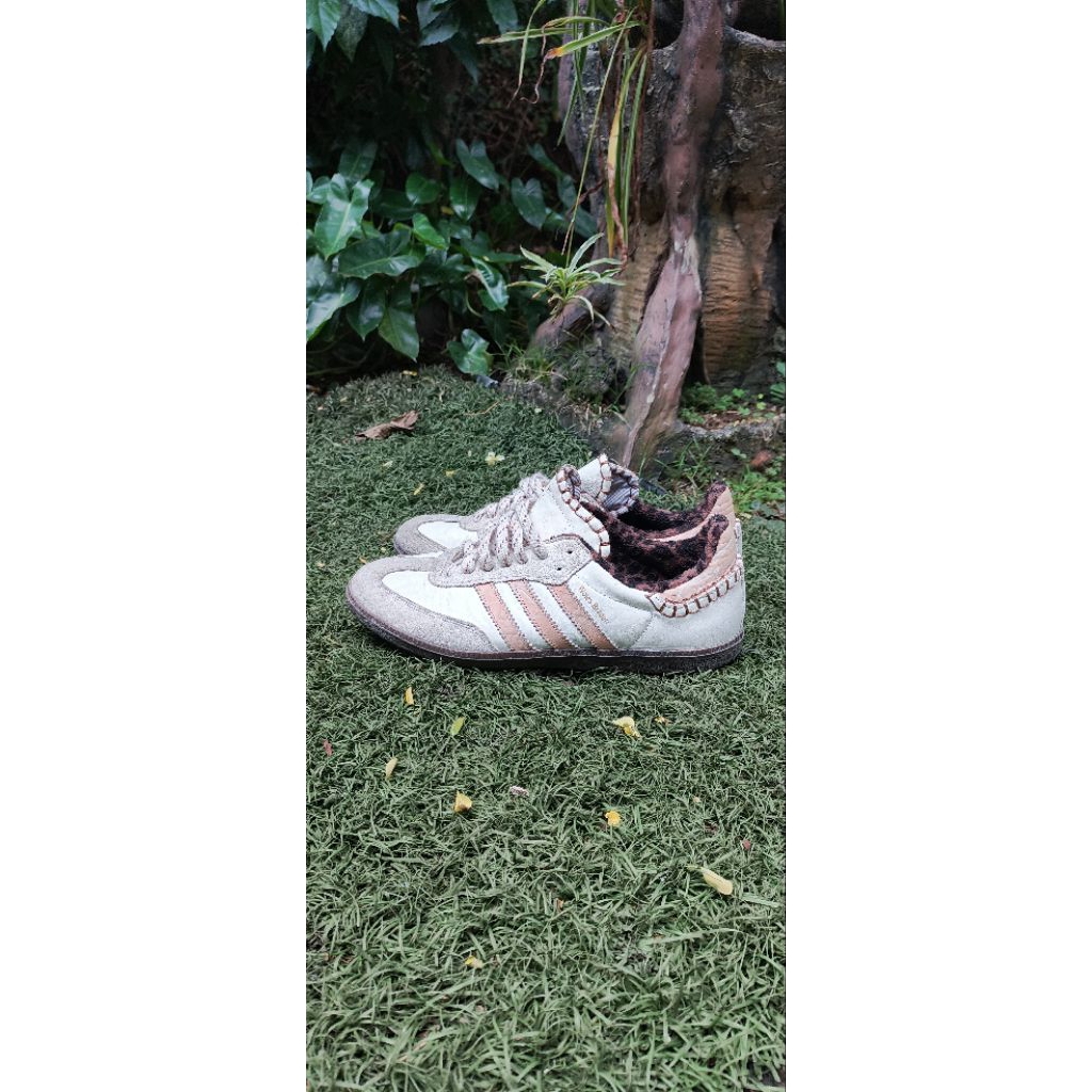 A WOLES BROTHER BY PAMAN SAMIER SIZE 44