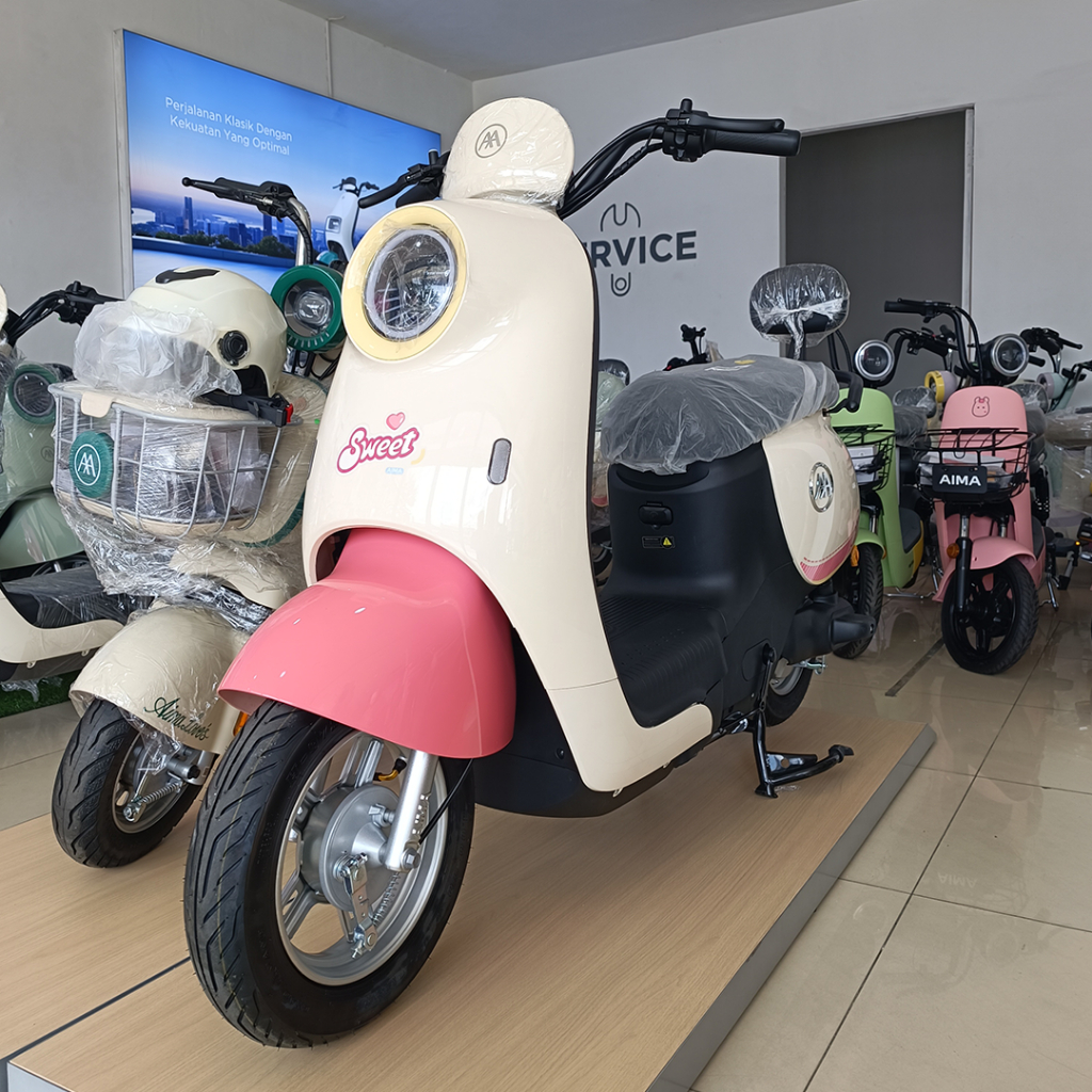 Sepeda Listrik AIMA SORA 20Ah Untuk Dewasa Speda Pink Mirip Vespa Sepedah Listrik Murah Anti Air