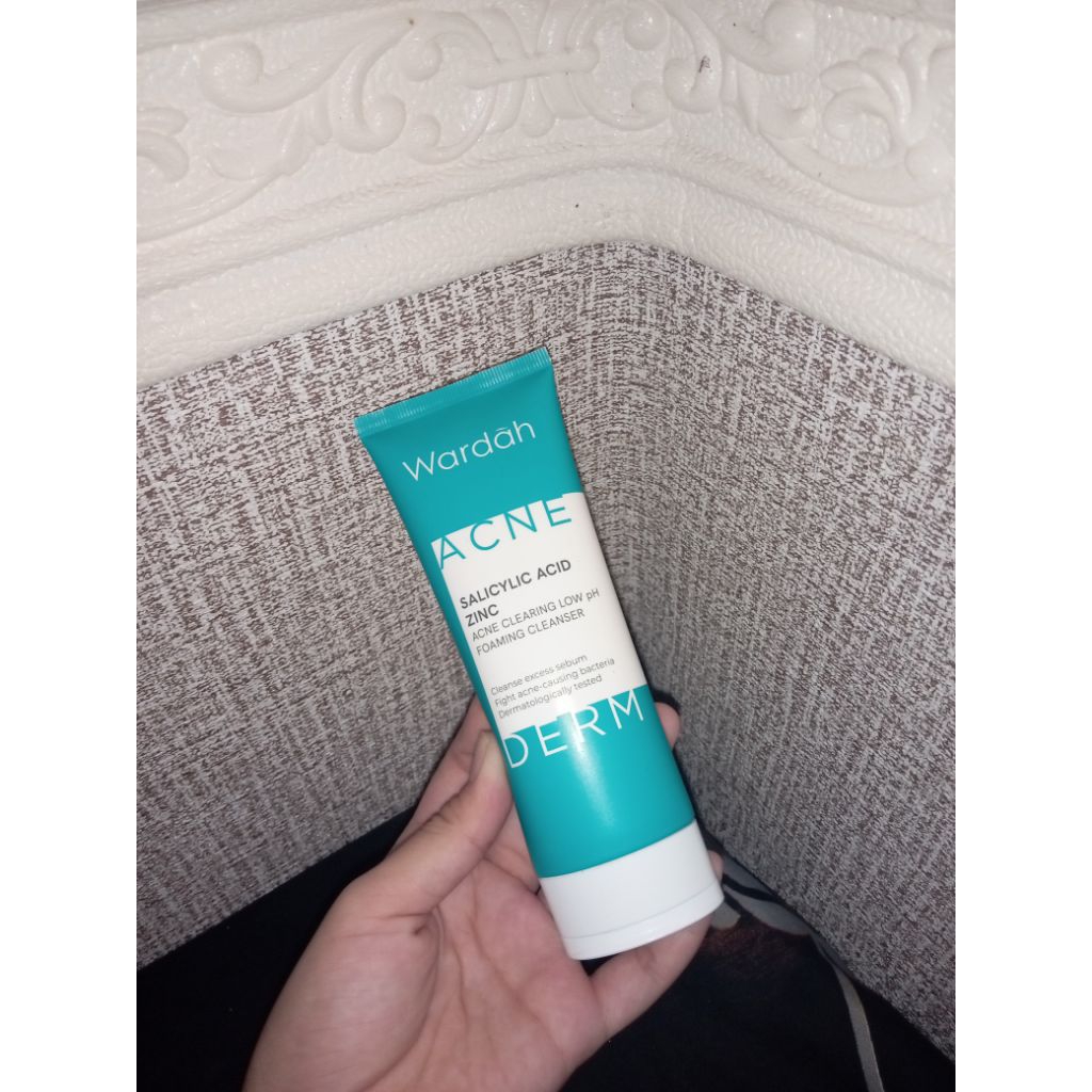 Facial Wash Wardah Acnederm 100ml