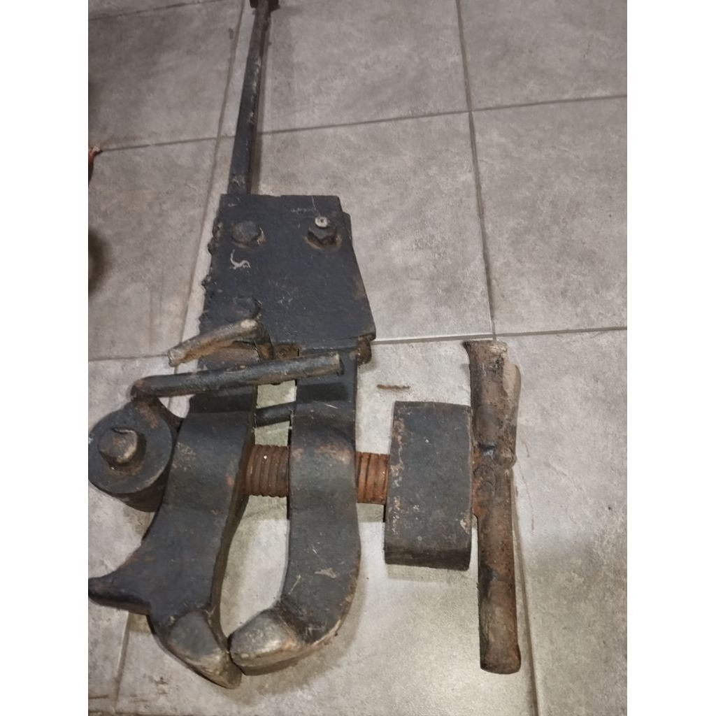 Vise ragum tanam antik jaman dulu size 90 cm 25 kg
