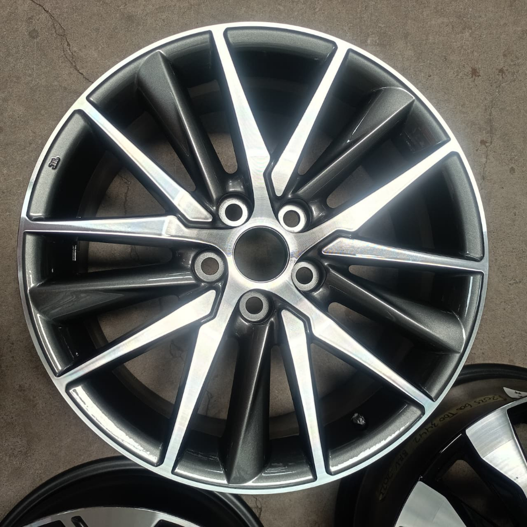 VELG TOYOTA CAMRY 2022 RING 18, 4261106L00