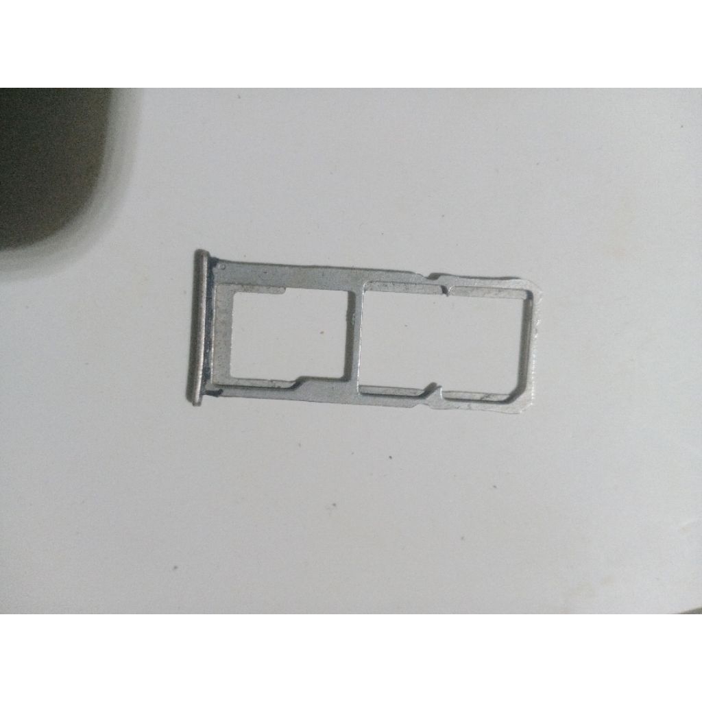 Slot sim OPPO A37
