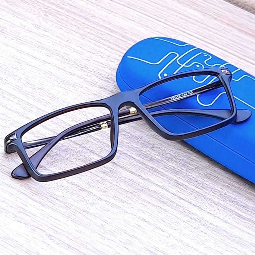 Kacamata Baca Progresif One Drive Bisa Pakai Berkendara Malam hari Anti Silau Lensa Bluecromic MO154