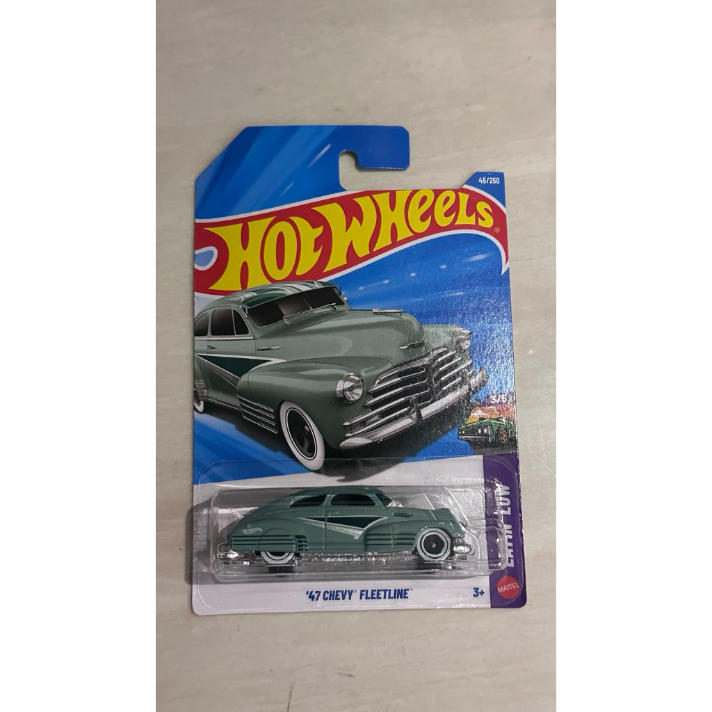 Hot wheels 47 Chevy Fleetline 2026 casting klasik yang elegan