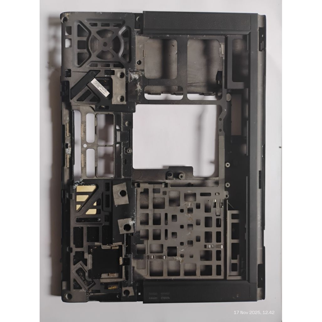 battom case laptop lenovo thinkpad t400s t410s no repair