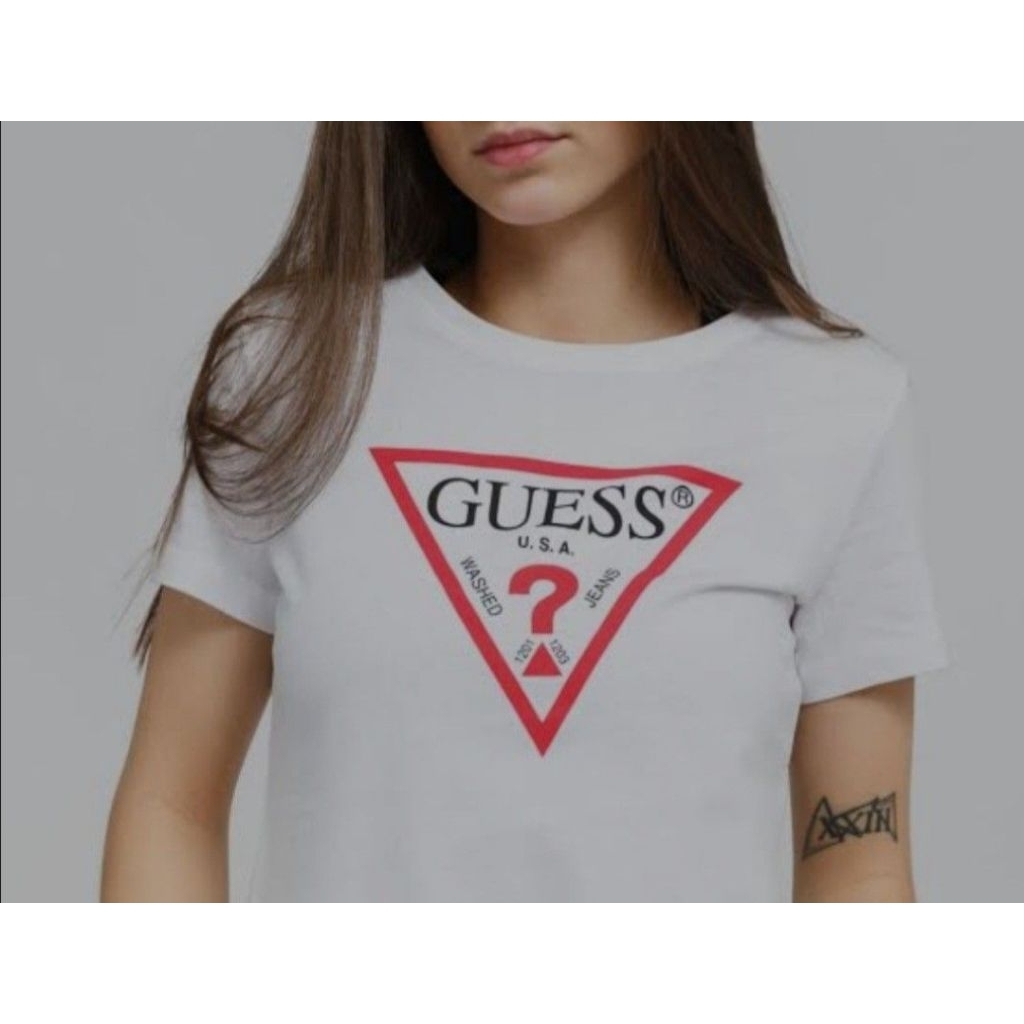 Kaos putih guess preloved