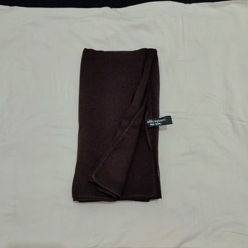 [PL] BELLA SQUARE Hijab Coklat Tua Pramuka